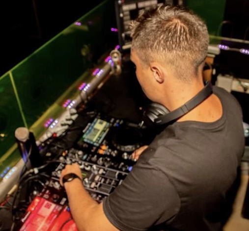 ADRIAN DIAZ DJ - foto 6